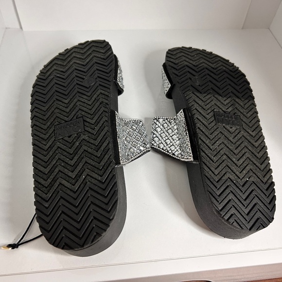 Madden NYC Black 9 Bling Rhinestone Buckle Adjustable Slide-On Footbed Sandals - Picture 4 of 5